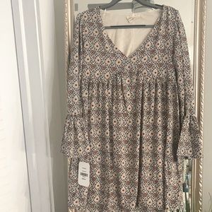 Dress up long sleeve v neck dress size small